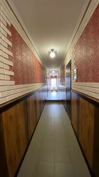 Апарт-отели Apart Hotel Винница Стандартный четырехместный номер-18