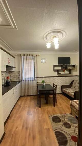 Апарт-отели Apart Hotel Винница Стандартный четырехместный номер-38